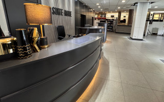 Lobby - Reception Lobby - Reception