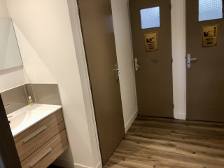 img-0864-sanitaires-bas-1-497776