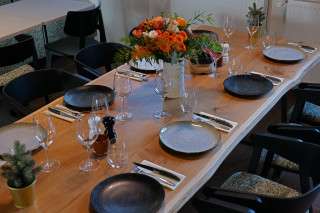 restaurant-table1-min-586874