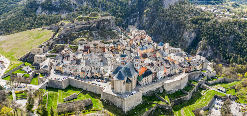 La Maison des Drapiers_Briançon La Maison des Drapiers_Briançon
