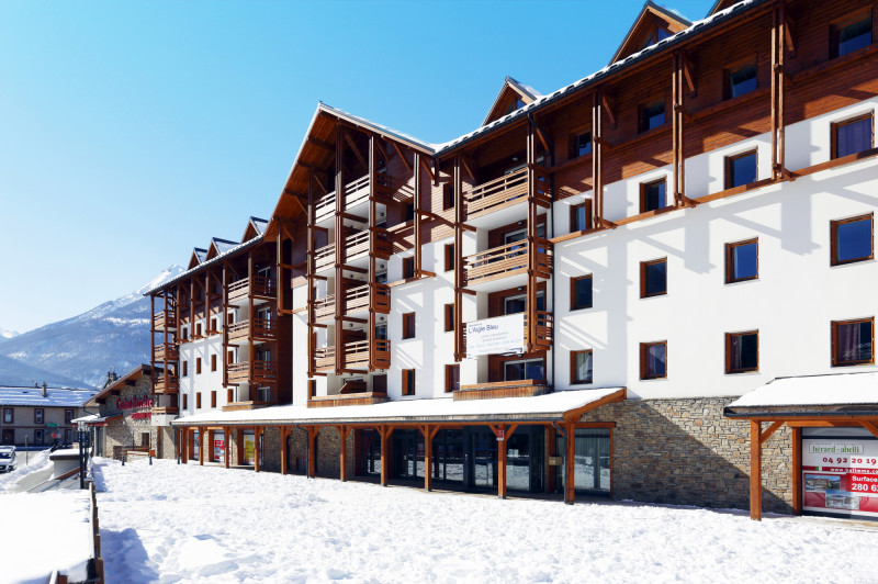 residence-aigle-bleu-hiver-serre-chevalier-briancon residence-aigle-bleu-hiver-serre-chevalier-briancon