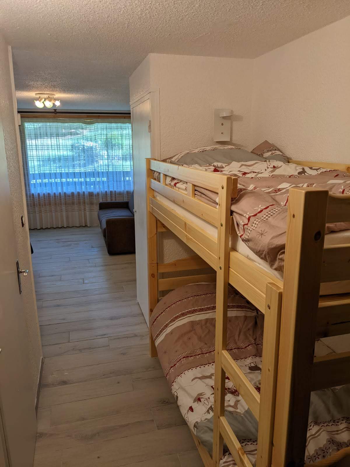 studio-cabine-galibier-chouk-lits-superposés-1-serre-chevalier-villeneuve