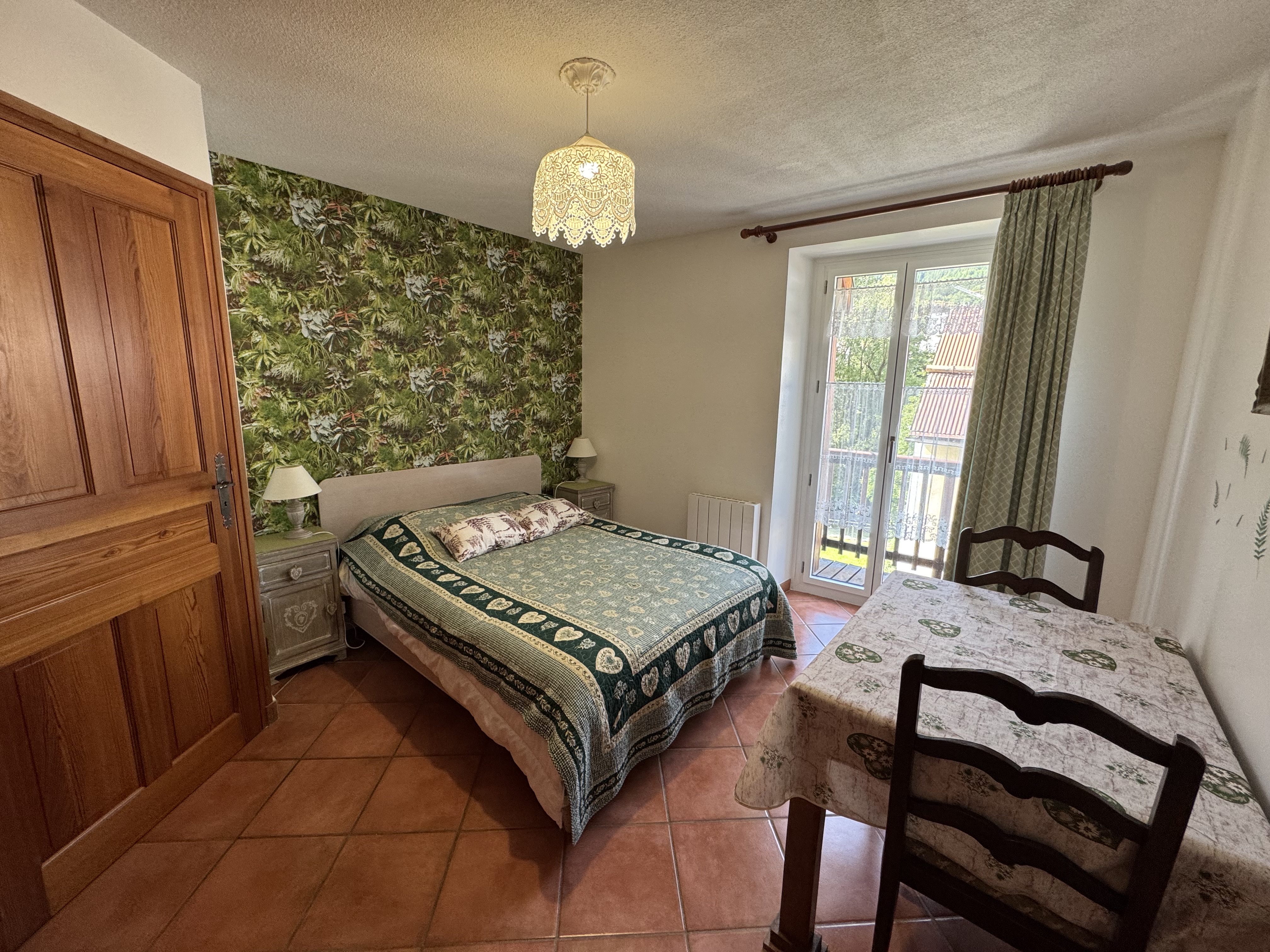 4 STANZE (GUEY)_La Salle-les-Alpes