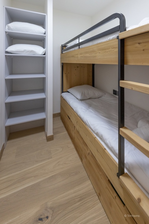 2-pieces-cabine-4-6-personnes-cabine-le-cristal-lodge-serre-chevalier