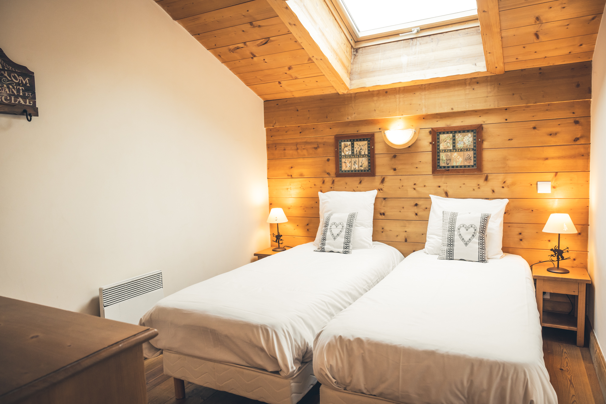 3-pieces-mezzanine-hameau-du-rocher-blanc-serre-or-beaumougl-9-lits-simples-serre-chevalier-chantemerle-10868055