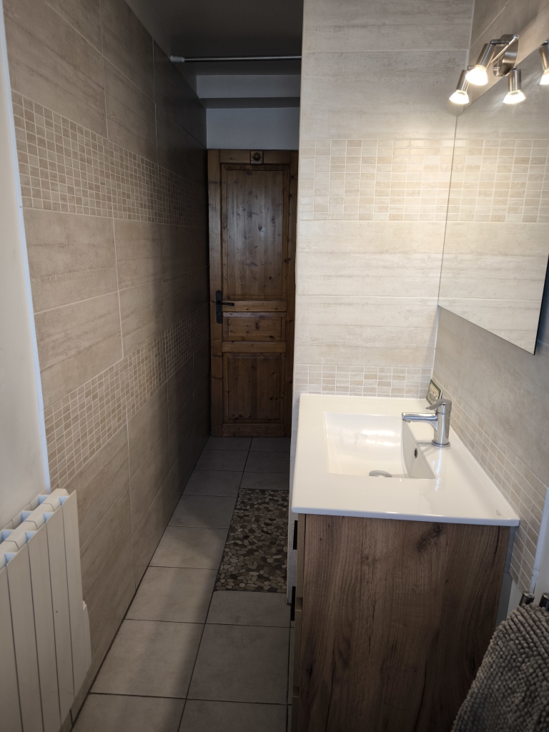 3-pieces-prieure-telm-salle-eau2-serre-chevalier-chantemerle-10786572