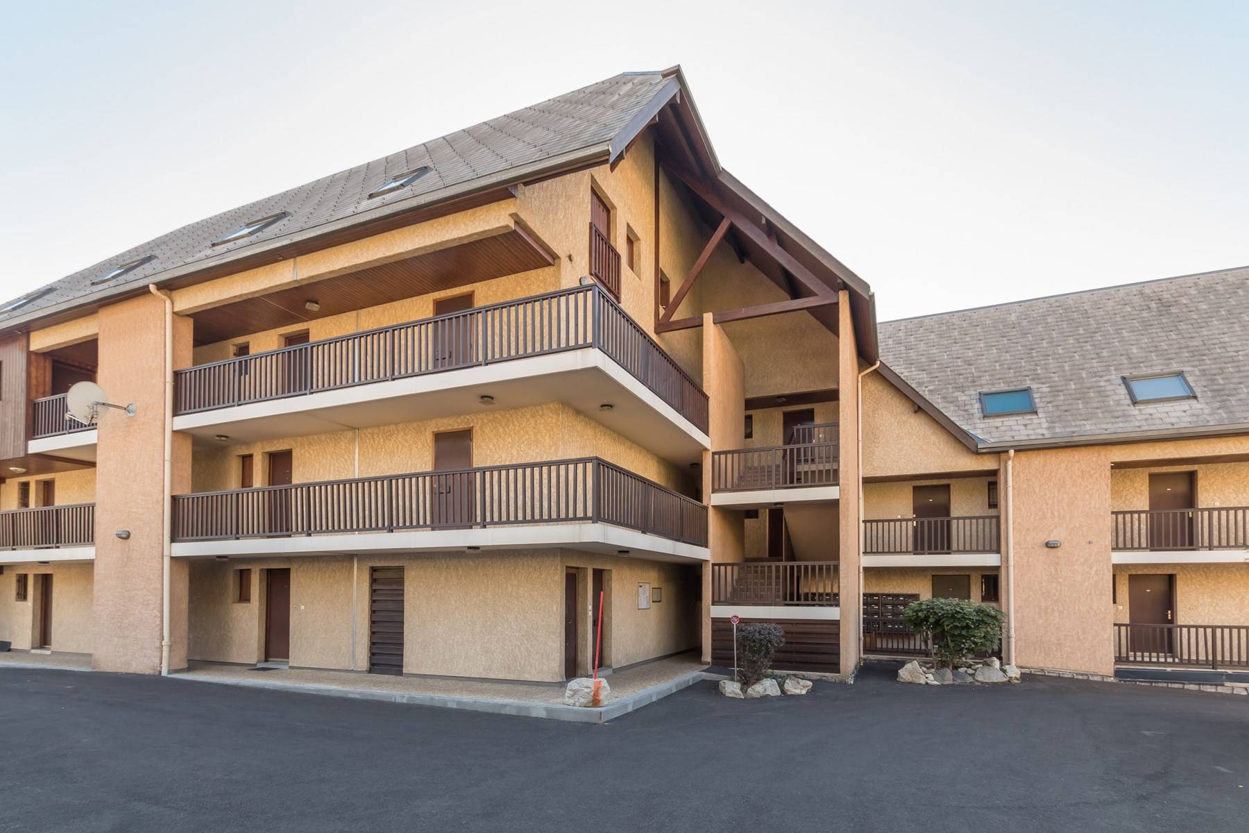 _clients_210510004_photos_11678l_9973521