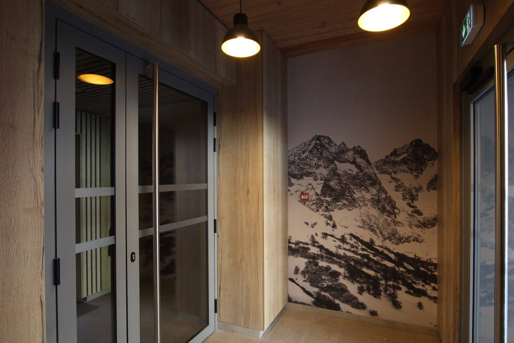 _clients_210510004_photos_13211o_10832848