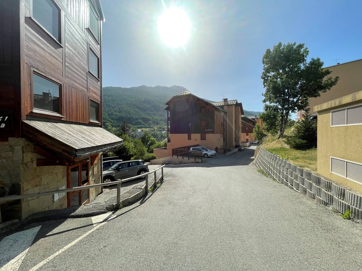 _clients_210510004_photos_15096t_10781885