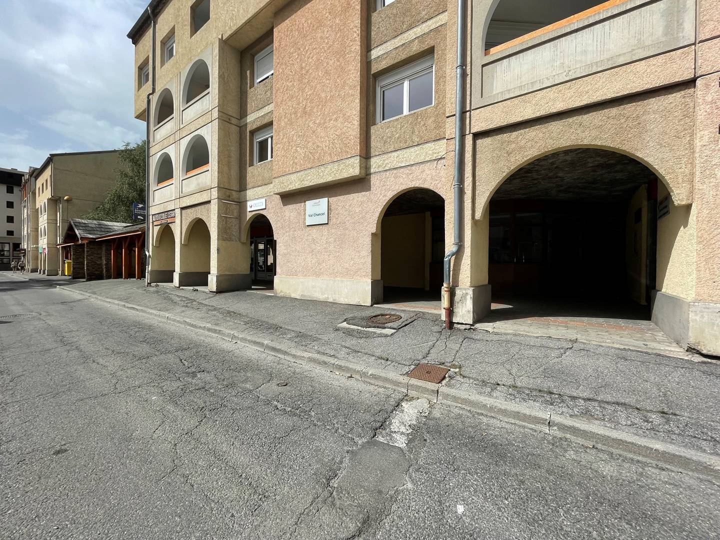 _clients_210510004_photos_17383r_9701644