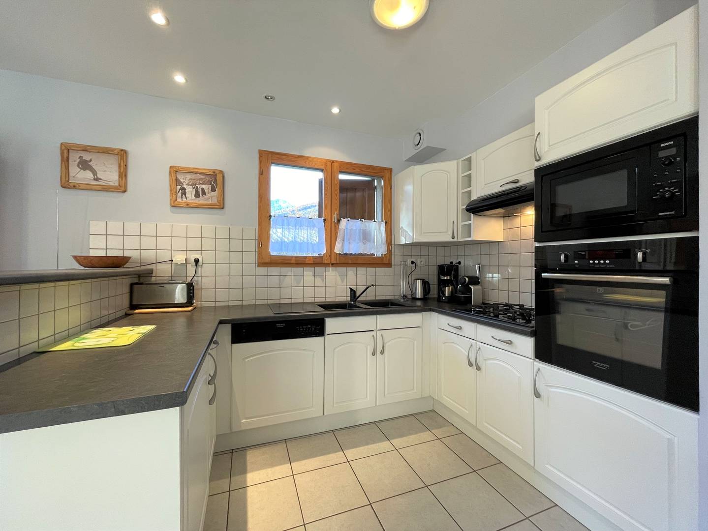 _clients_210510004_photos_18085x_10589977