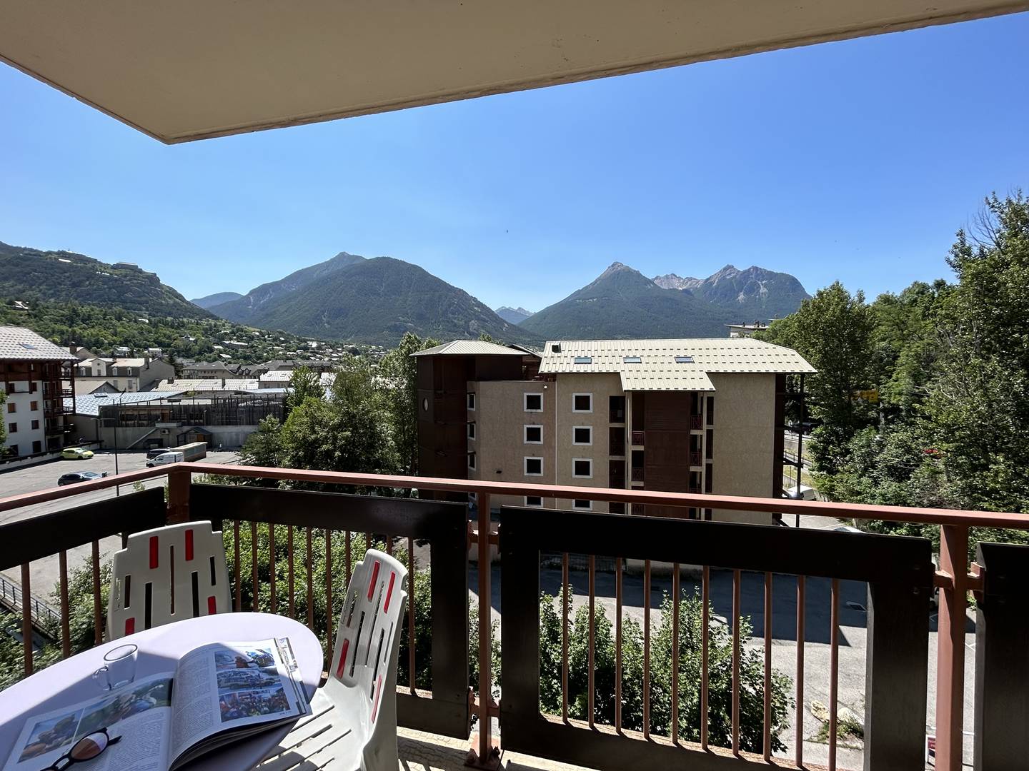 _clients_210510004_photos_20412t_9643909