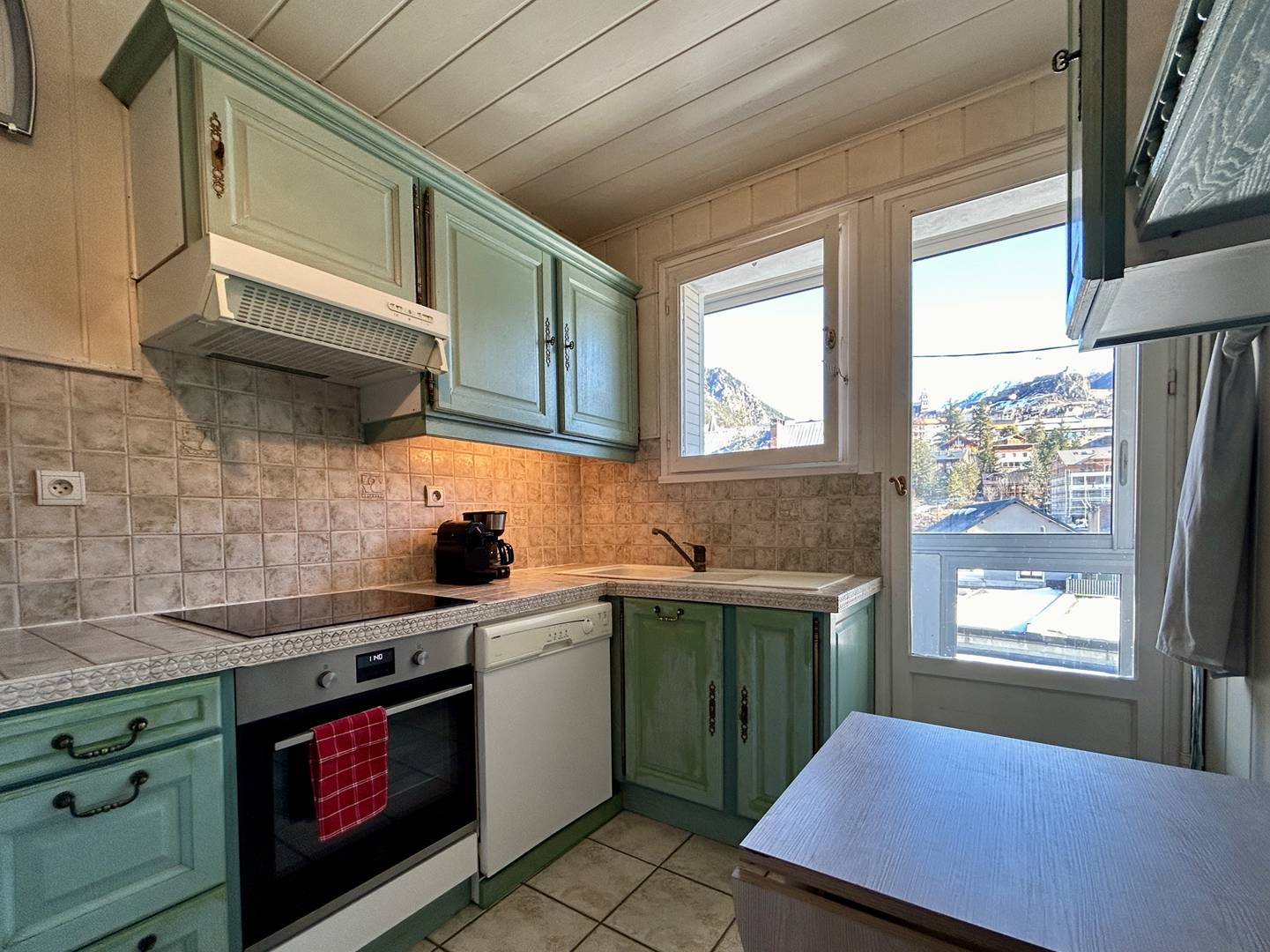 _clients_210510004_photos_21085c_10243756