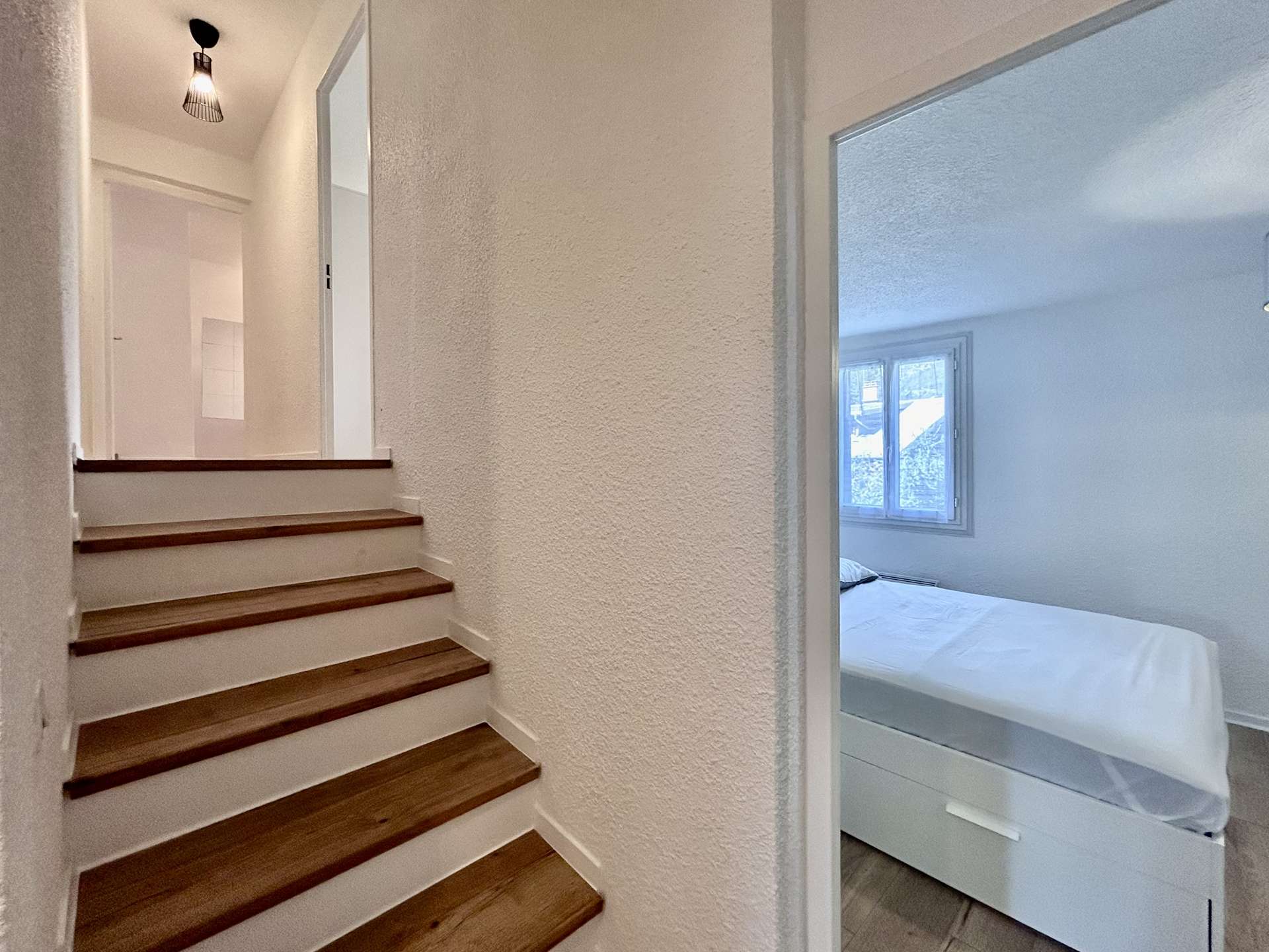 _clients_210510004_photos_23592r_10841011