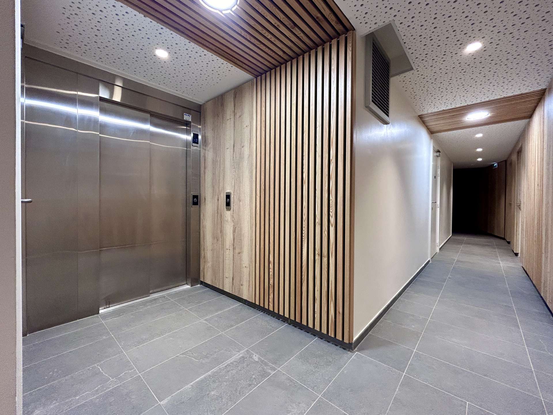 _clients_210510004_photos_23830ak_10590189