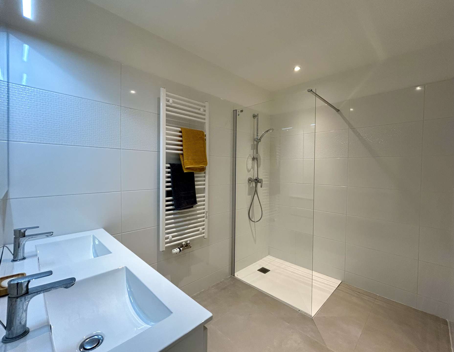 _clients_210510004_photos_26001f_10161727