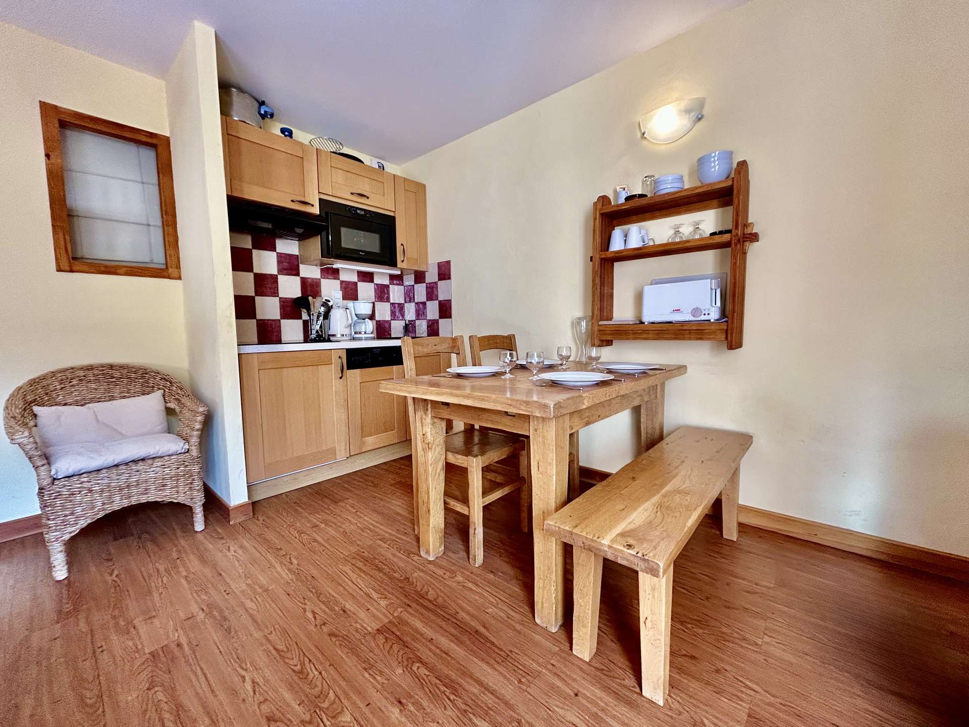 _clients_210524001_photos_10921h_10833614