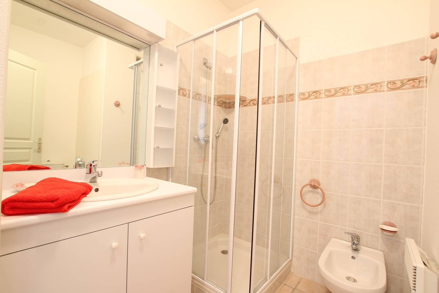 _clients_210524001_photos_11165r_8340703