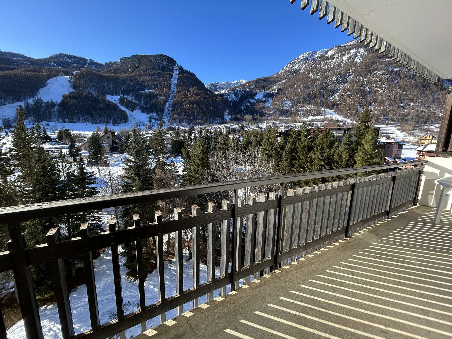 _clients_210524001_photos_11166n_10345831