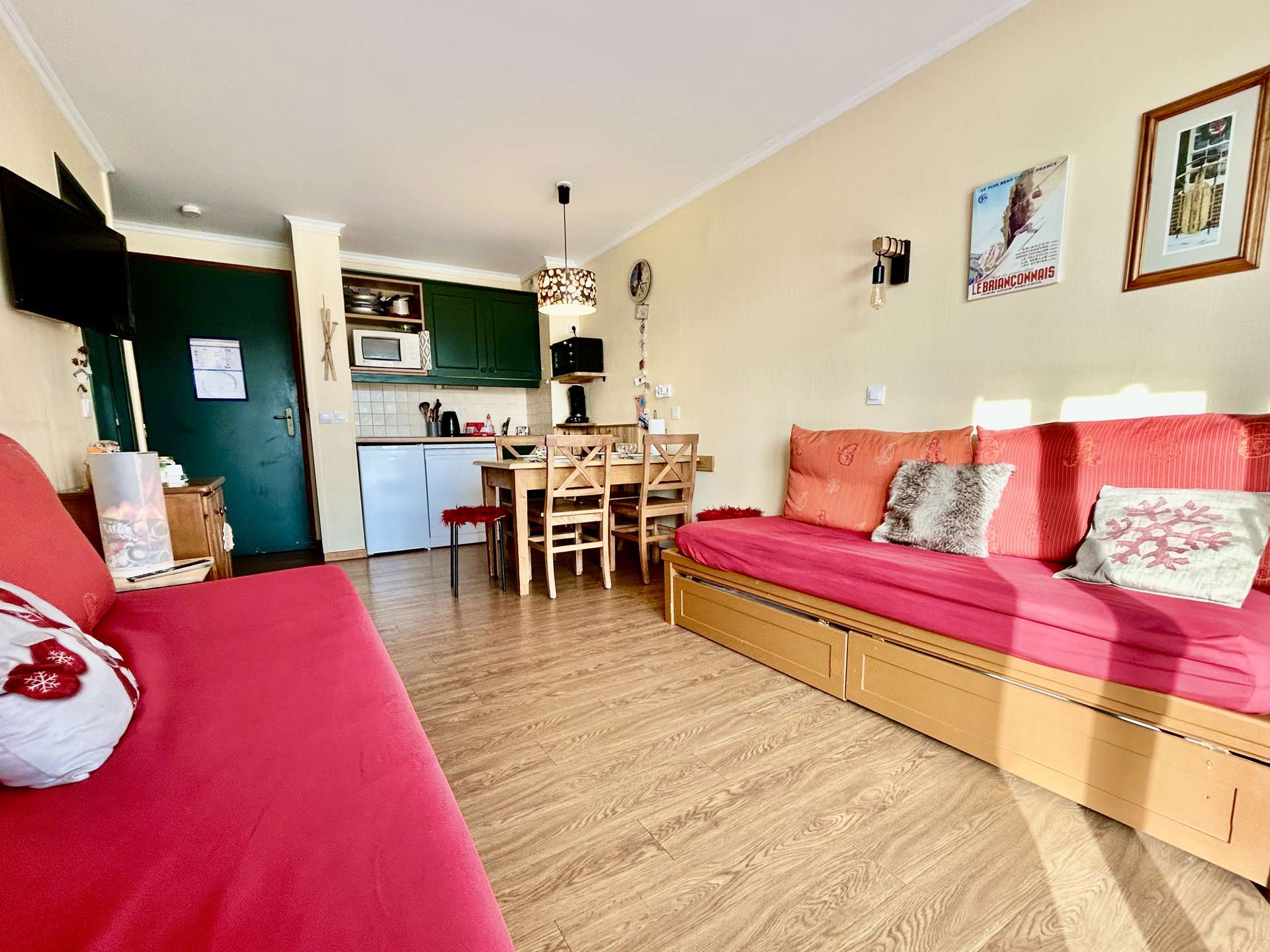 _clients_210524001_photos_11175e_10568469