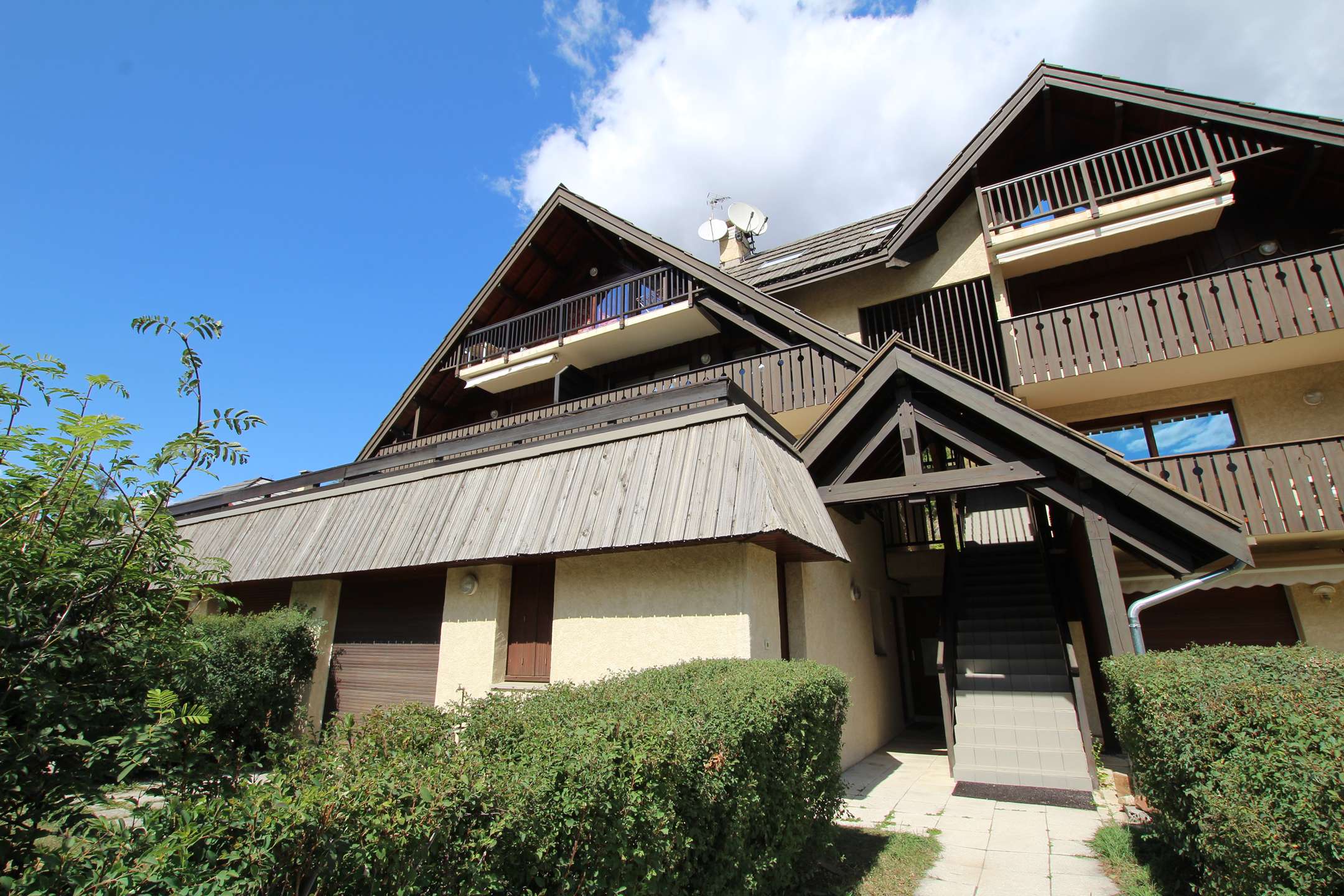 _clients_210524001_photos_11247r_10377022