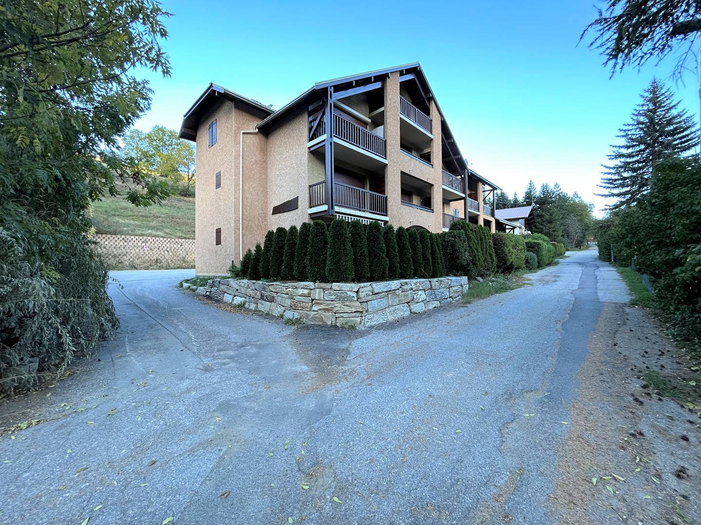 _clients_210524001_photos_20419v_9976729