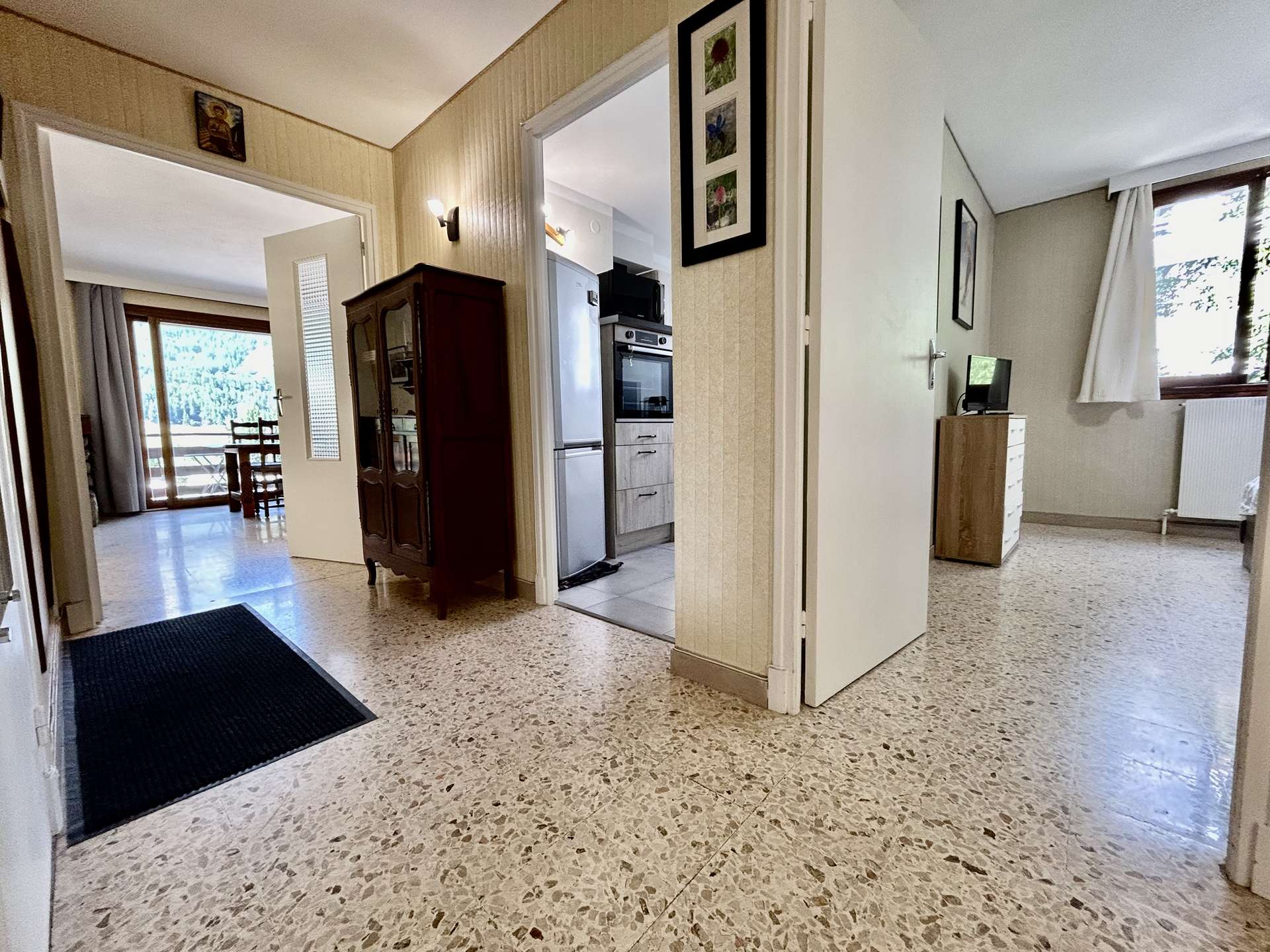 _clients_210524001_photos_20819r_10530983