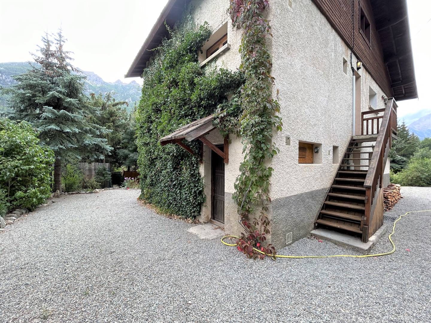 _clients_210524001_photos_20942t_9711112