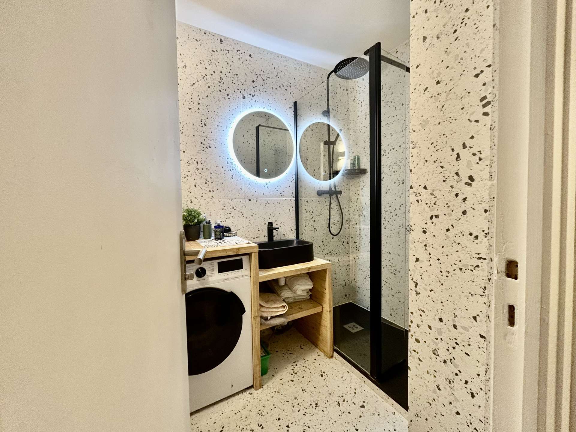 _clients_210524001_photos_21250j_10933832