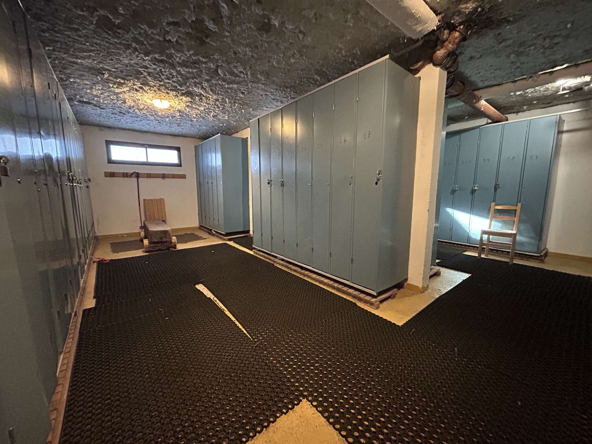 _clients_210524001_photos_21524q_10835325