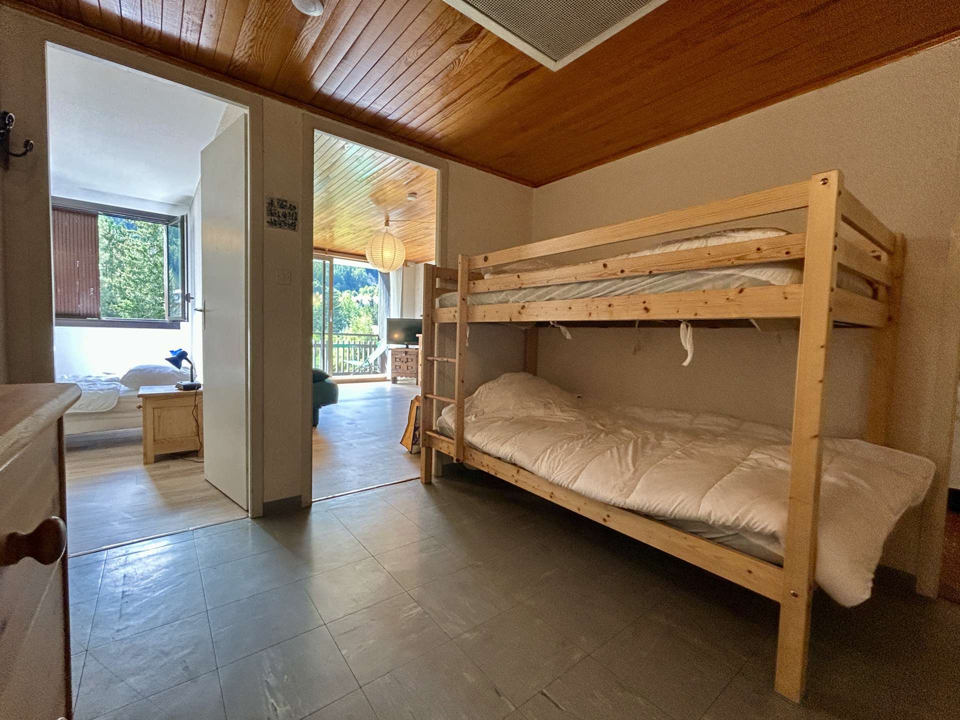 _clients_210524001_photos_24112j_10888468