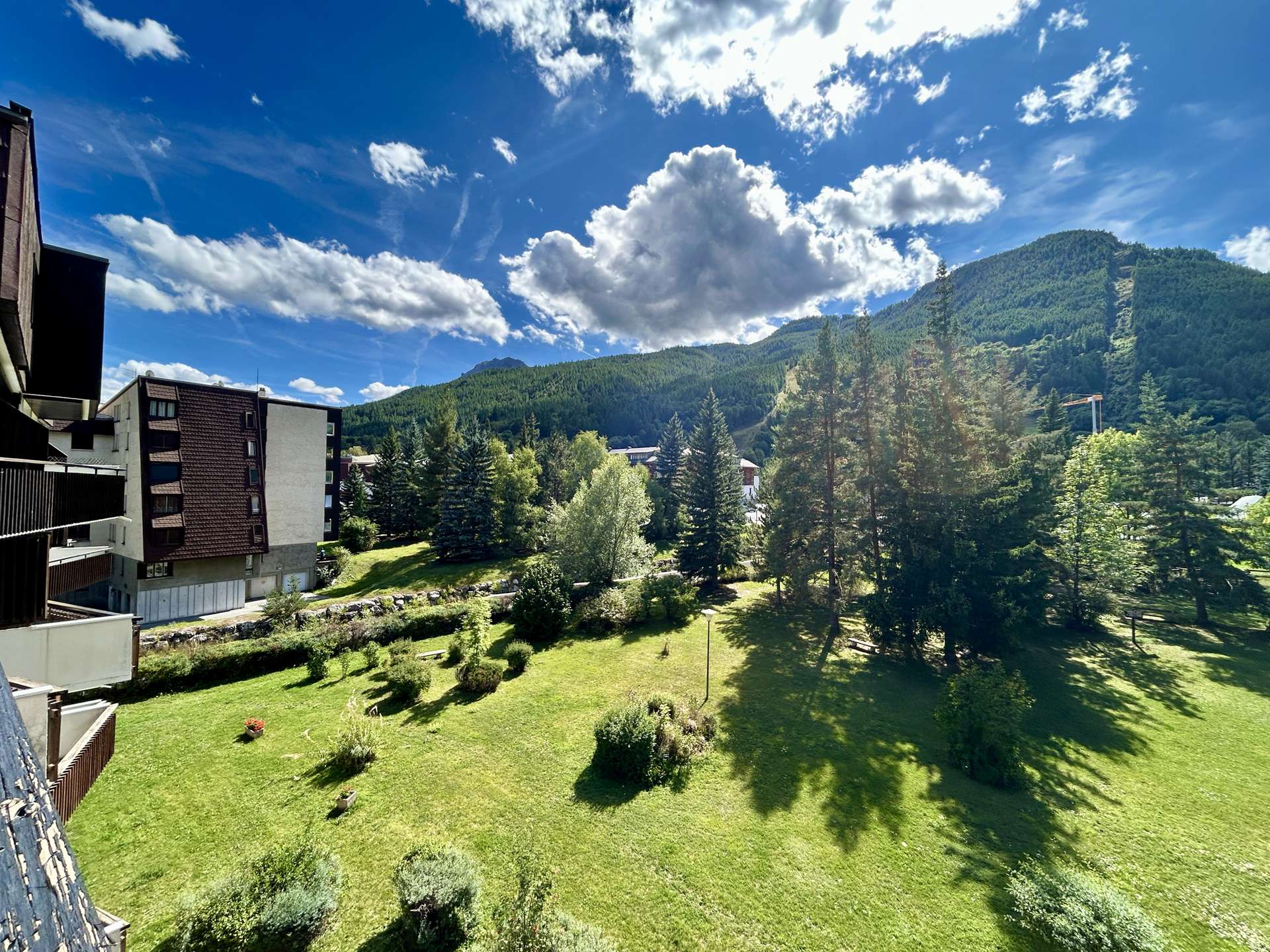 _clients_210524001_photos_24112k_10577096