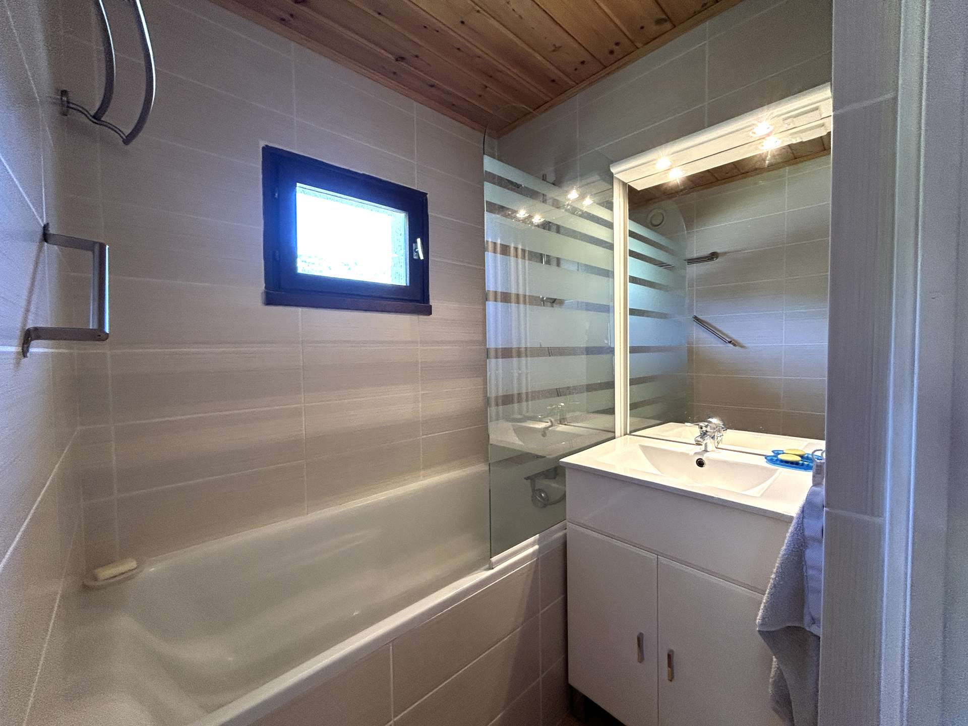 _clients_210524001_photos_25993j_10178738