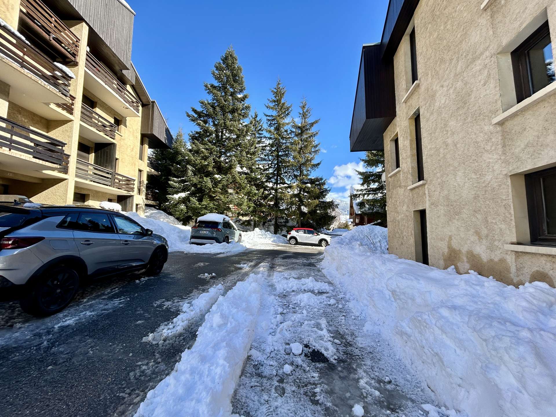 _clients_210524001_photos_26734r_10685371