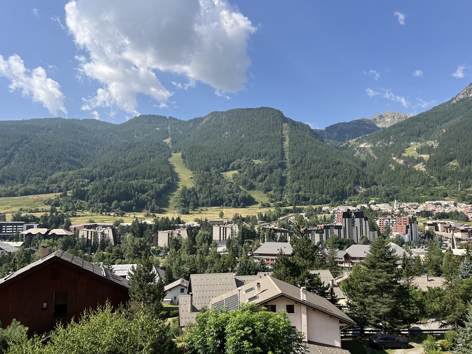 _clients_210533001_photos_249m_10594308