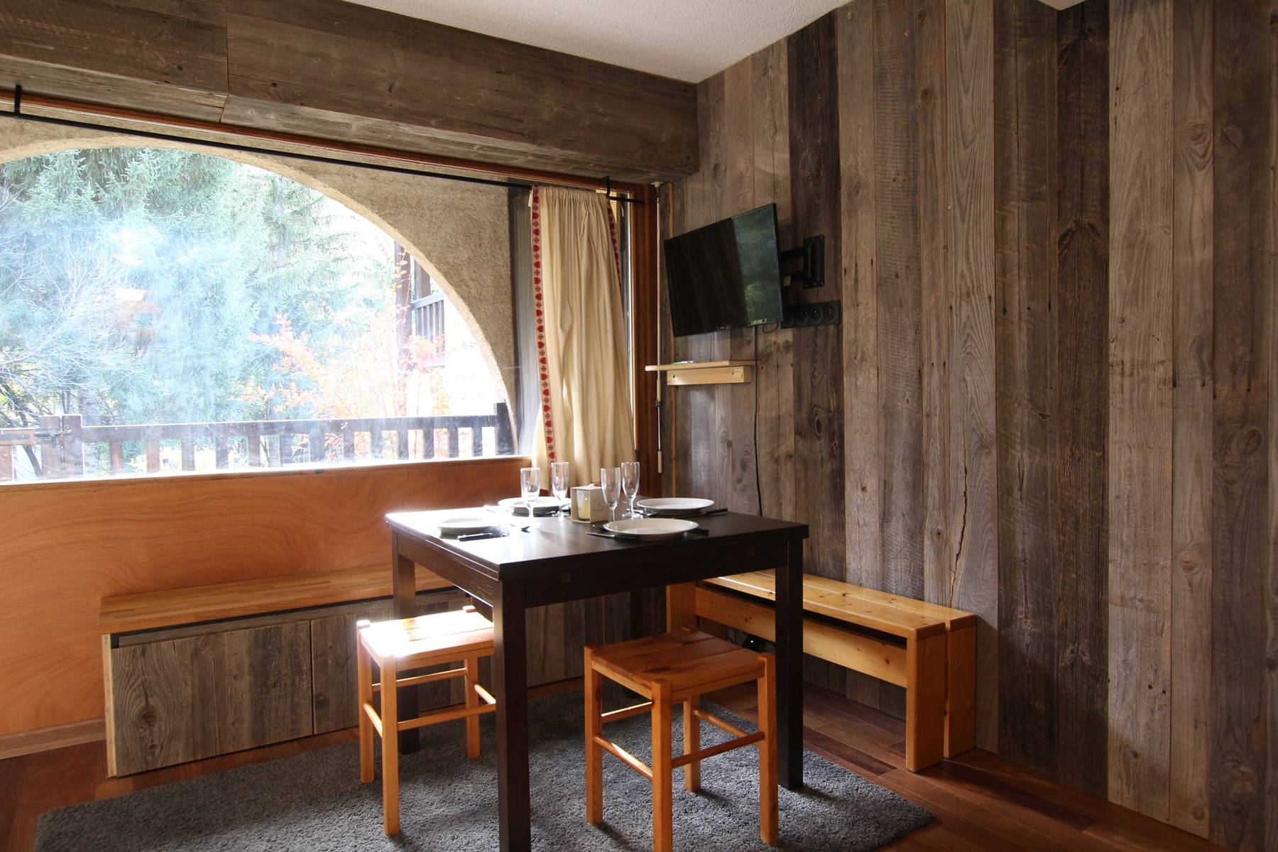 _clients_210533003_photos_12035b_9925753