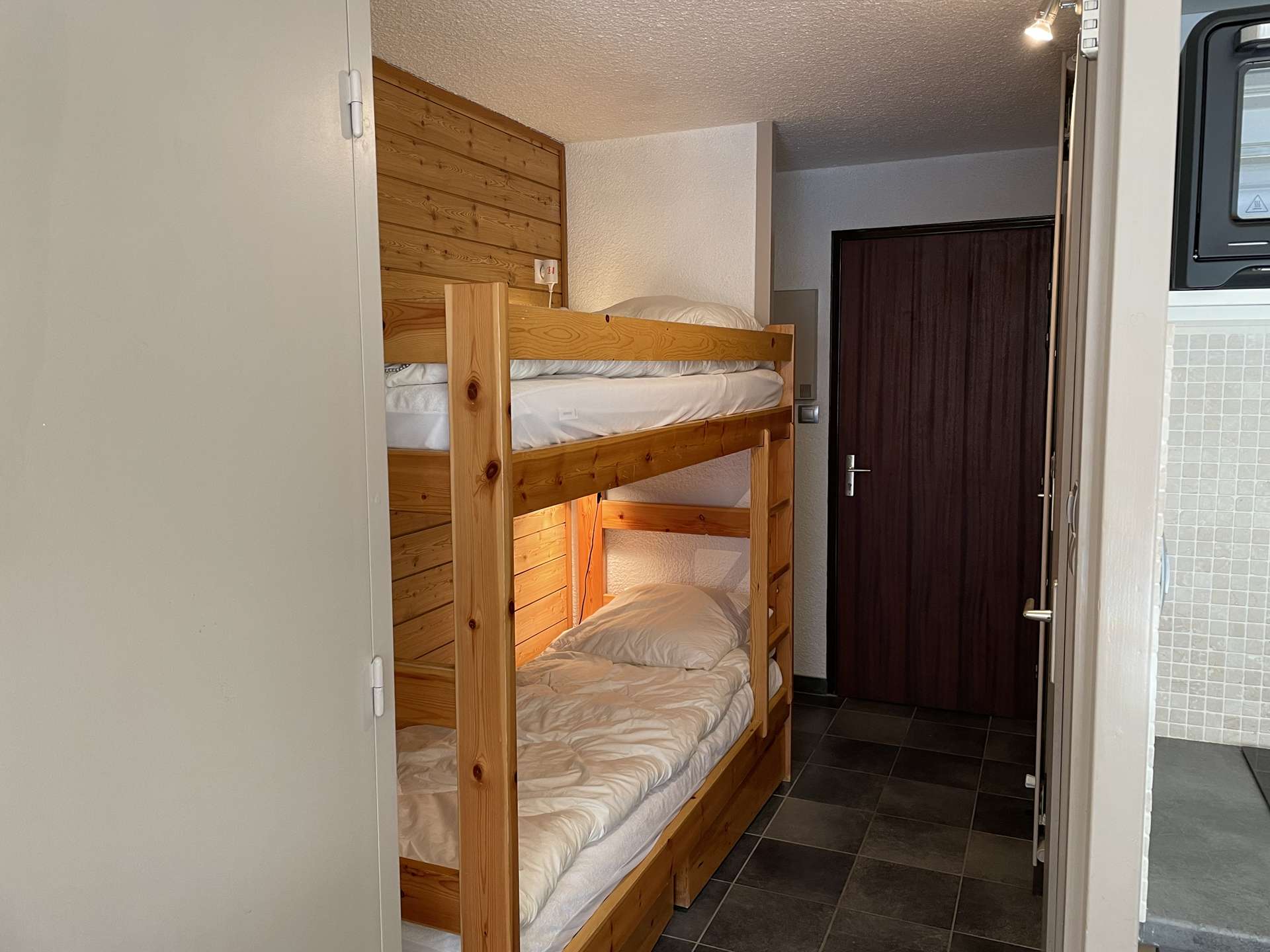 _clients_210533003_photos_12292s_9985540