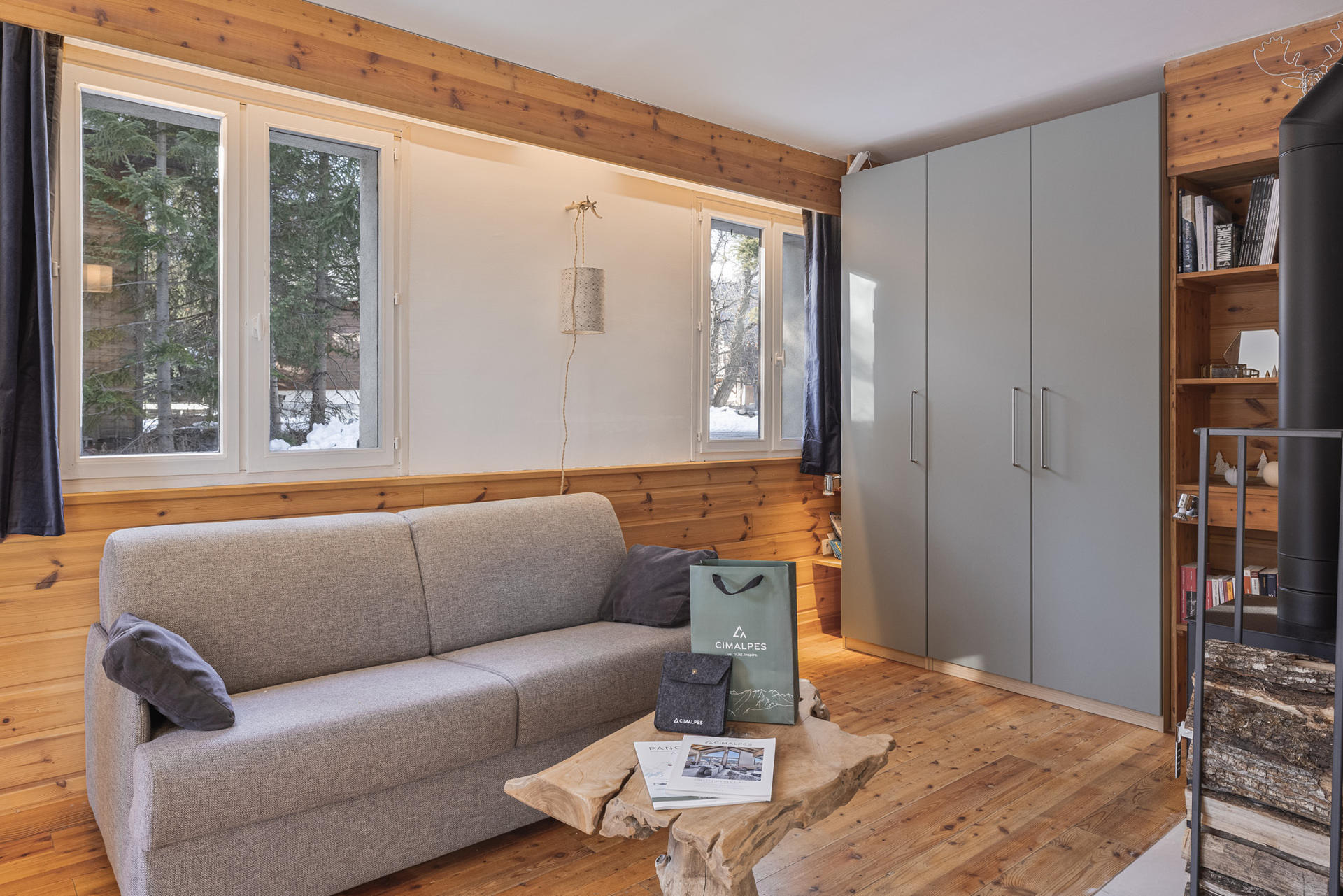 _lv_images__lot_0075554180_03_10474755