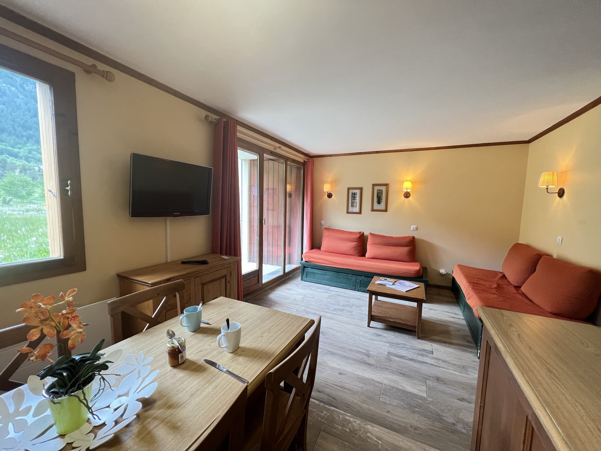 _serrechevalier-vacances_lv_images__lot_0000070309_04_8422476