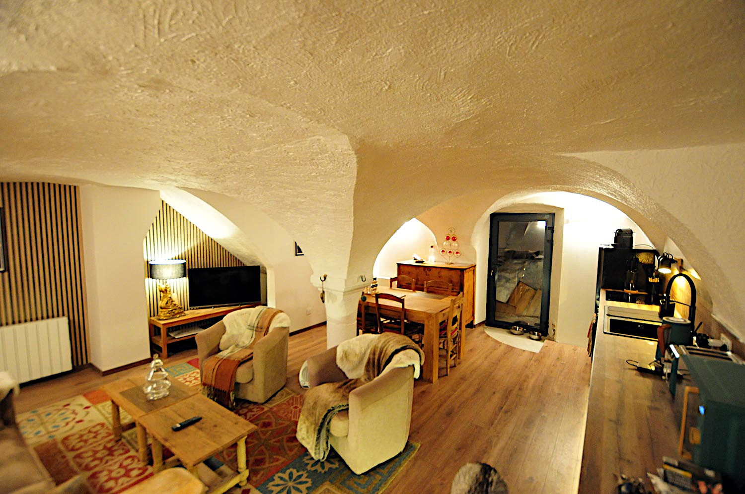 appartement-le-bidule-salon-salle-a-manger-serre-chevalier