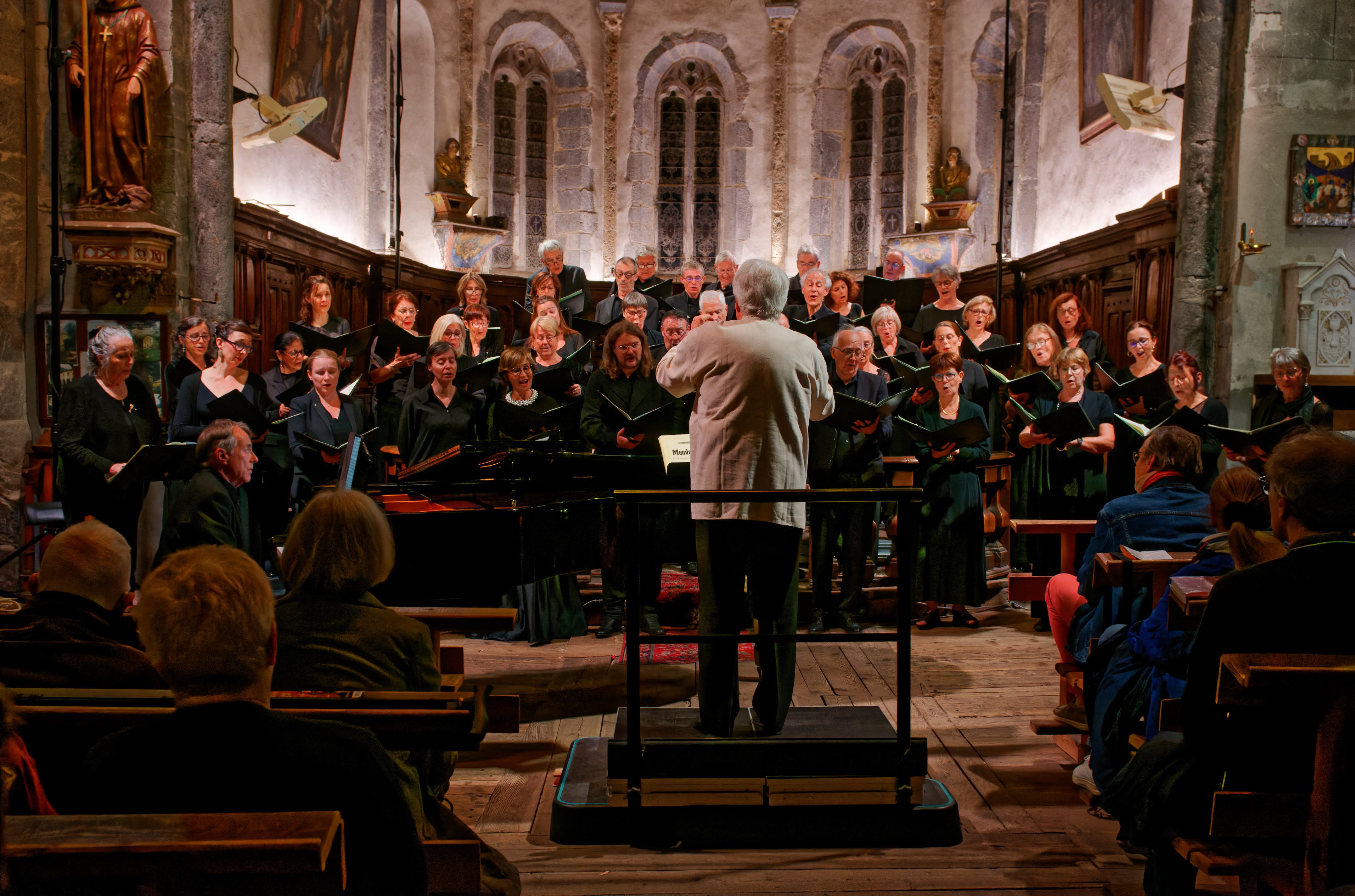 choeur-region-sud-eglise-le-monetier-les-bains-serre-chevalier