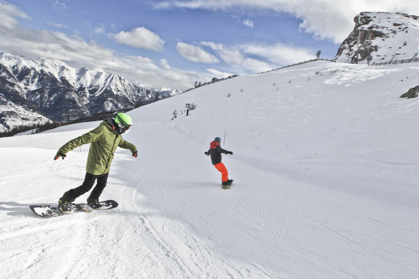 6 AFERTNOON SNOWBOARD LESSONS - ESI GENERATION
