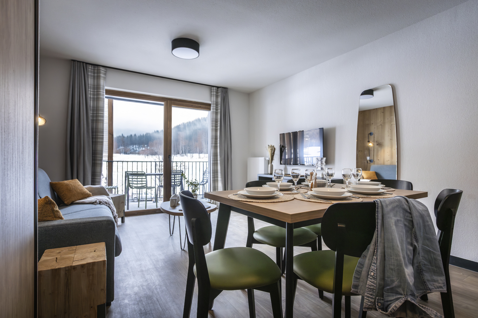 le-serra-neva-2-pieces-4-personnes-sejour-salon-serre-chevalier