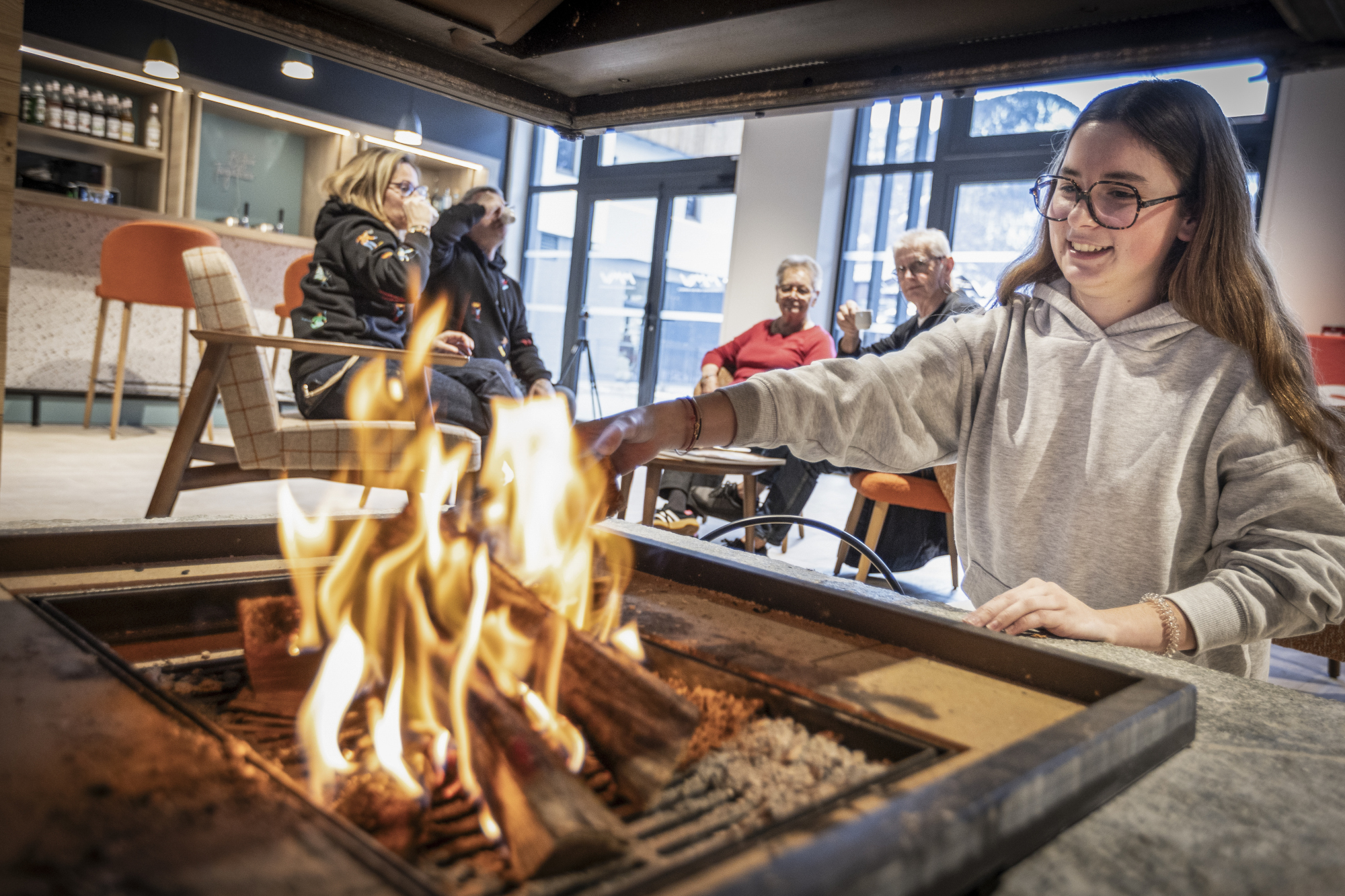 le-serra-neva-lounge-cheminee-serre-chevalier