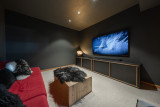 Chalet Snowbird salon cinema