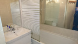 studio-cabine-galibier-chouk-salle-de-bain-serre-chevalier-villeneuve
