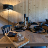 2-pieces-cabine-4-6-personnes-detail-sejour-le-cristal-lodge-serre-chevalier