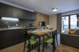 le-serra-neva-3-pieces-6-personnes-famille-sejour-cuisine-serre-chevalier
