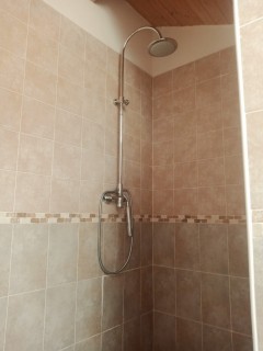17-douche-a-l-italienne-dans-chaque-chambres-2495738