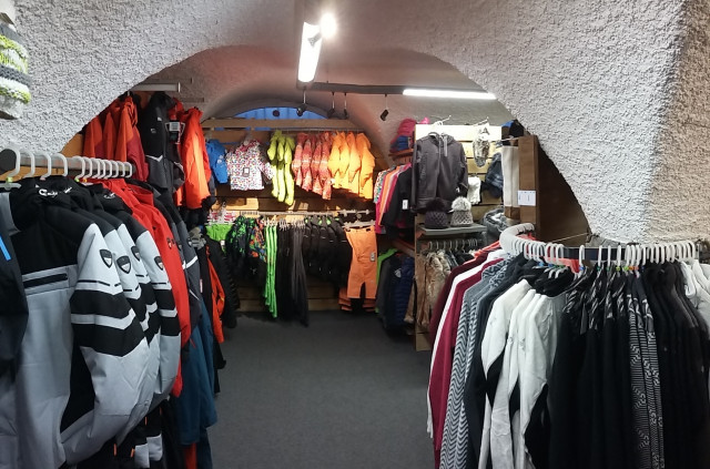 intersport-monetier-location-serre-chevalier-briancon